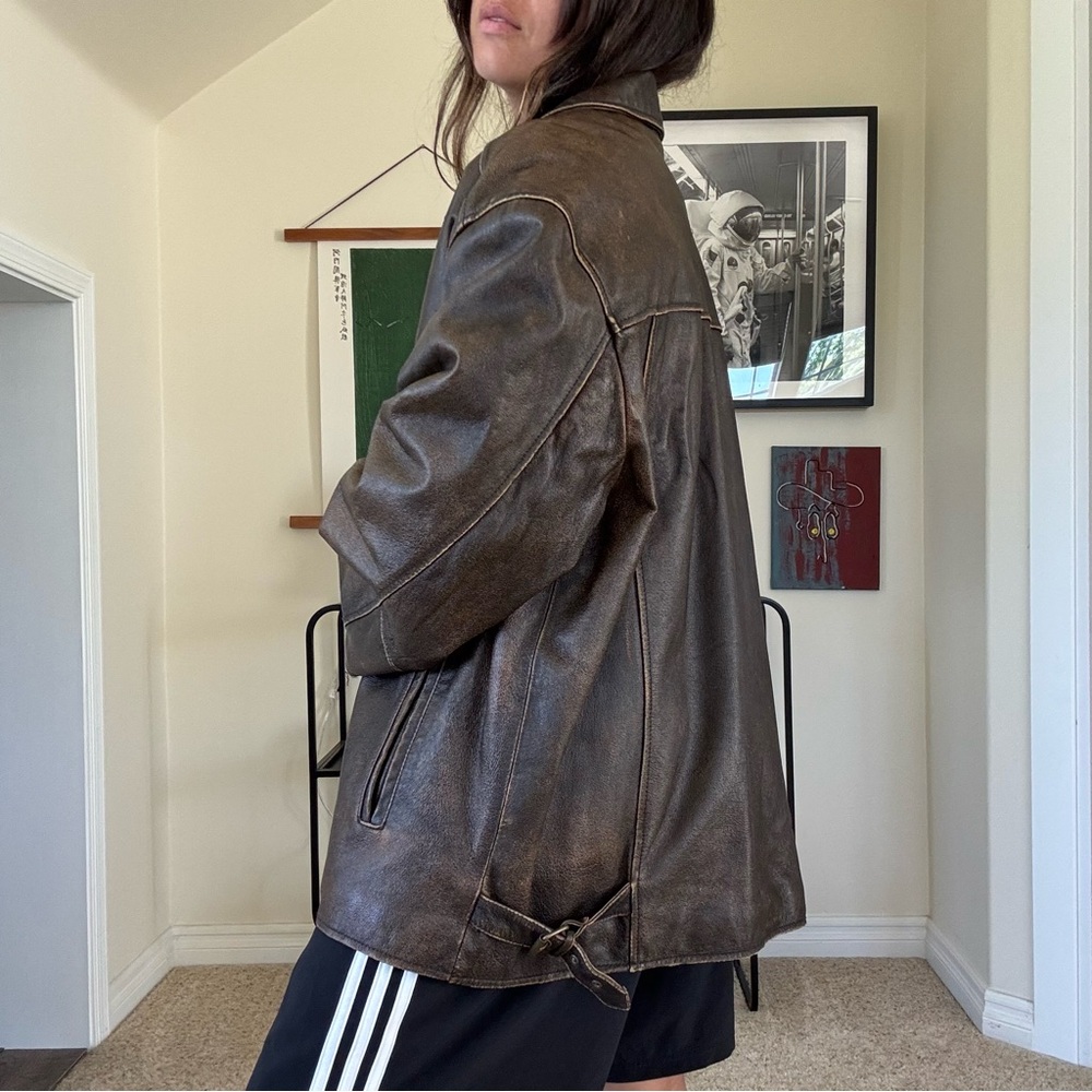 Wilson’s Leather XL! - Picture 4 of 7